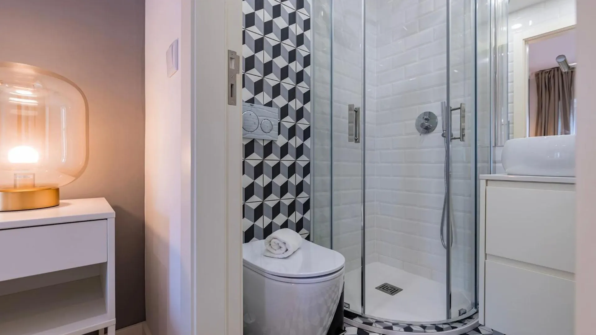 Garcia 38 III Apartment Lisbon