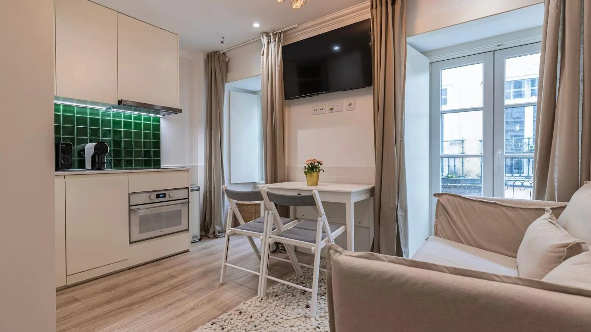 Garcia 38 III Apartment Lisbon